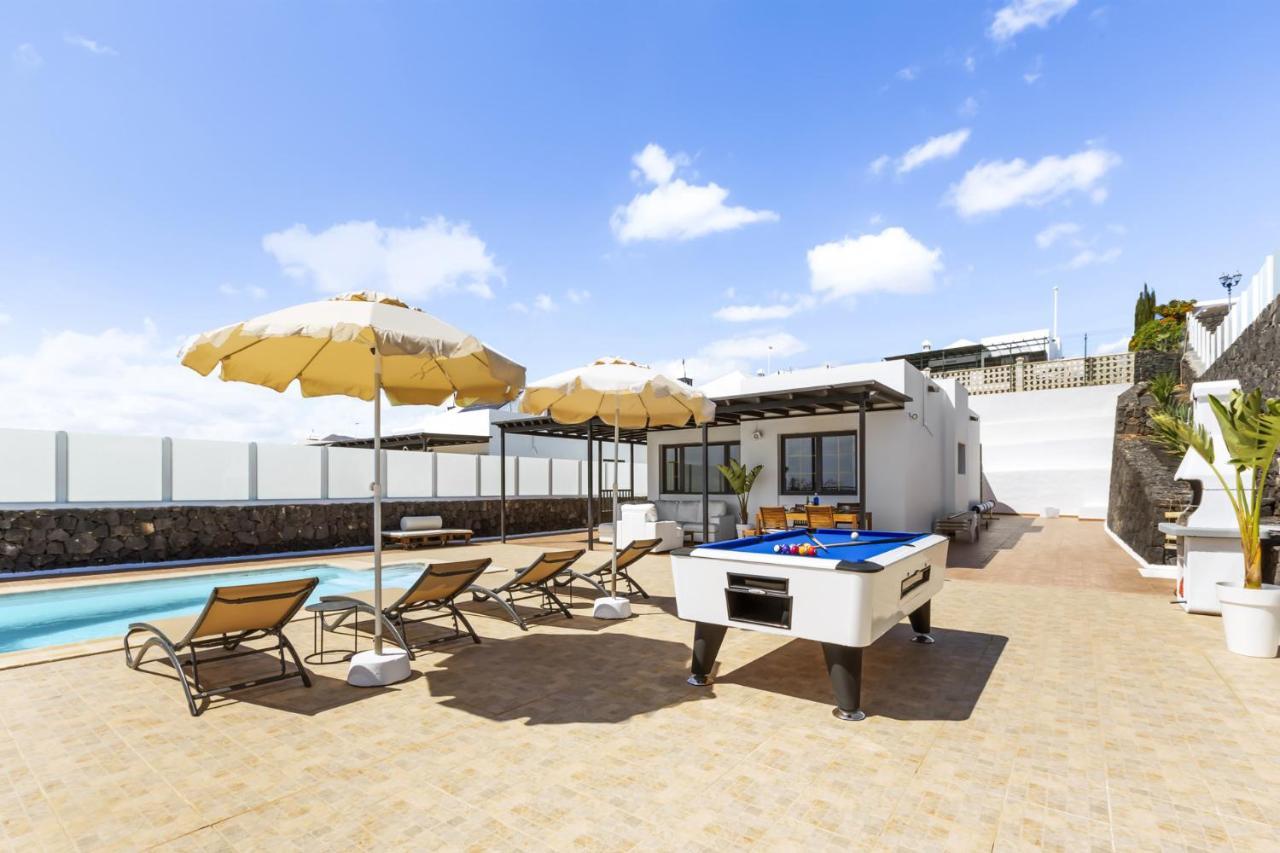 Villa 22 Puerto del Carmen  Buitenkant foto