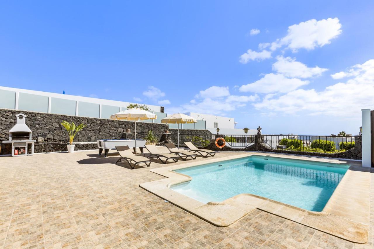 Villa 22 Puerto del Carmen  Buitenkant foto